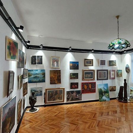 Heart Of Old Town Guesthouse Подгорица Экстерьер фото
