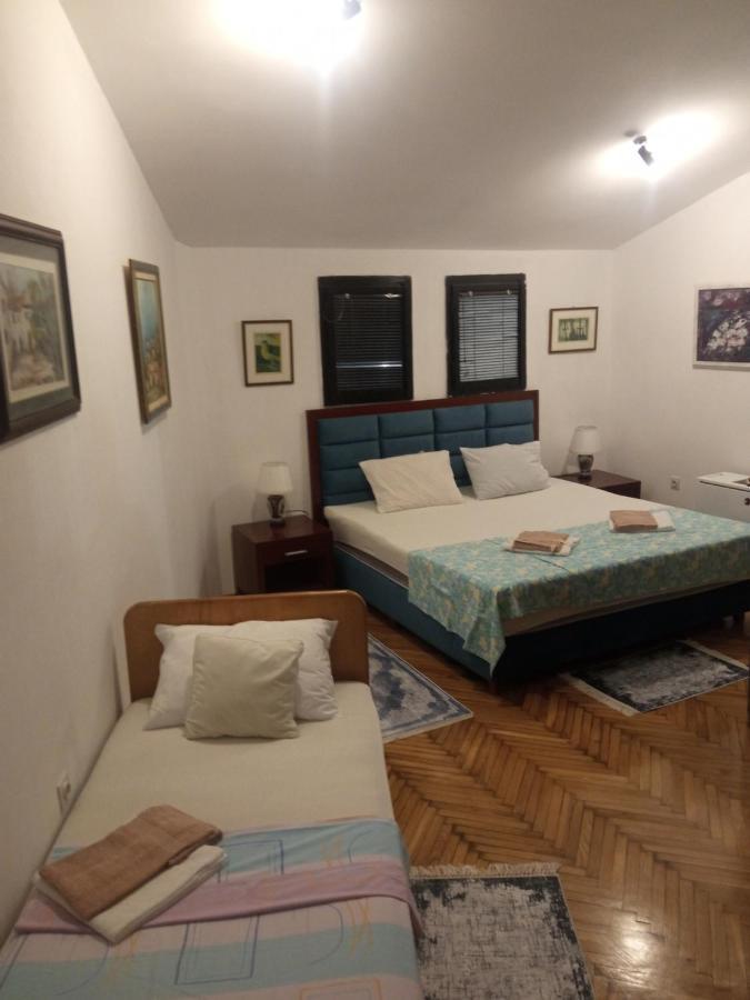 Heart Of Old Town Guesthouse Подгорица Экстерьер фото